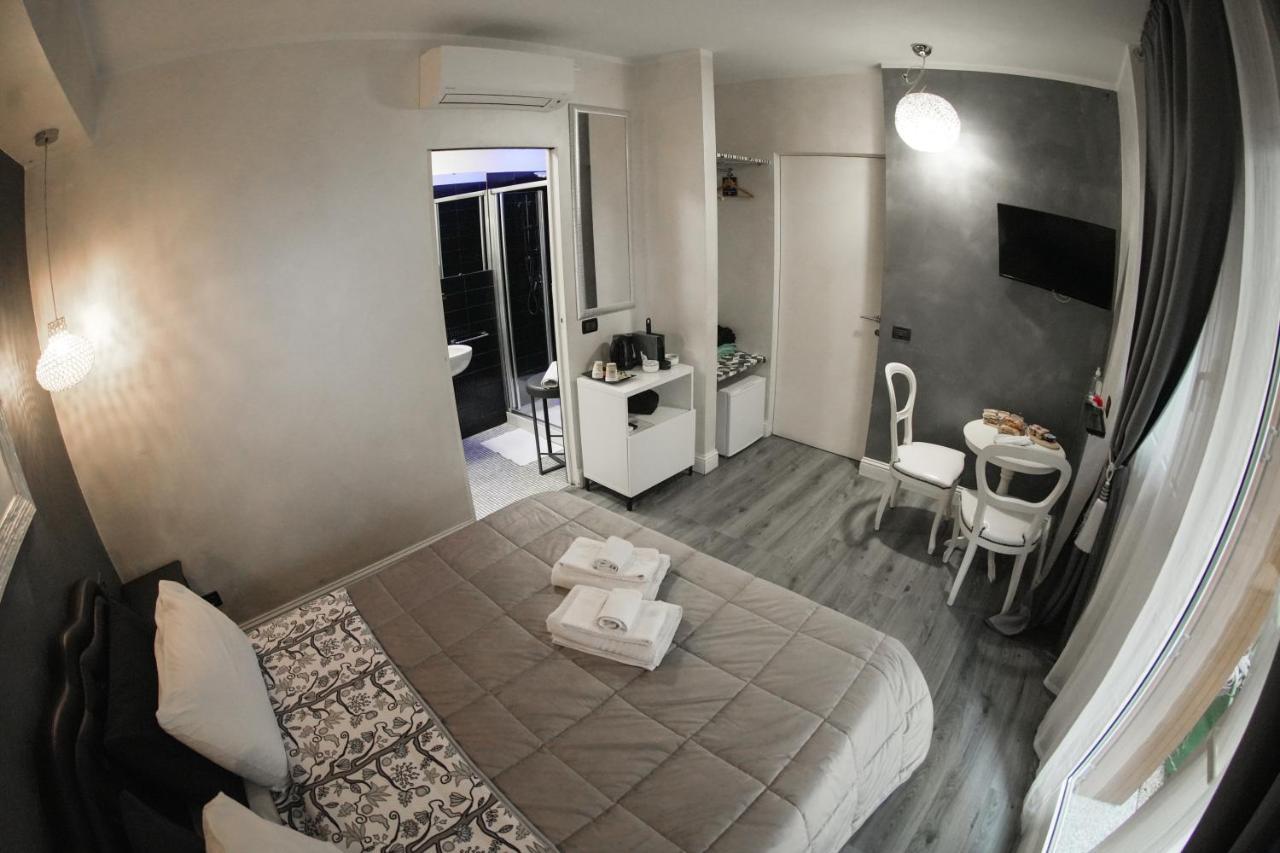 La Residenza Isabella Hotel Milaan Buitenkant foto